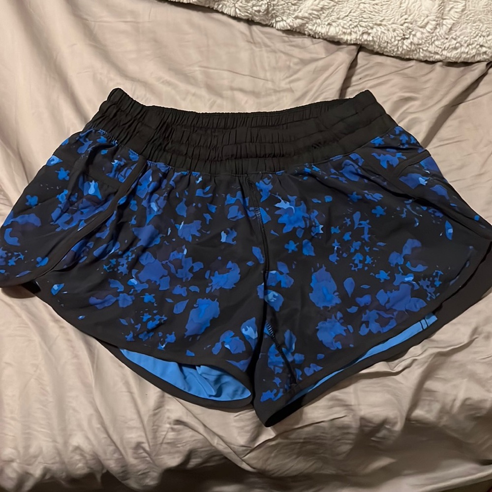 Lululemon tracker shorts size 10